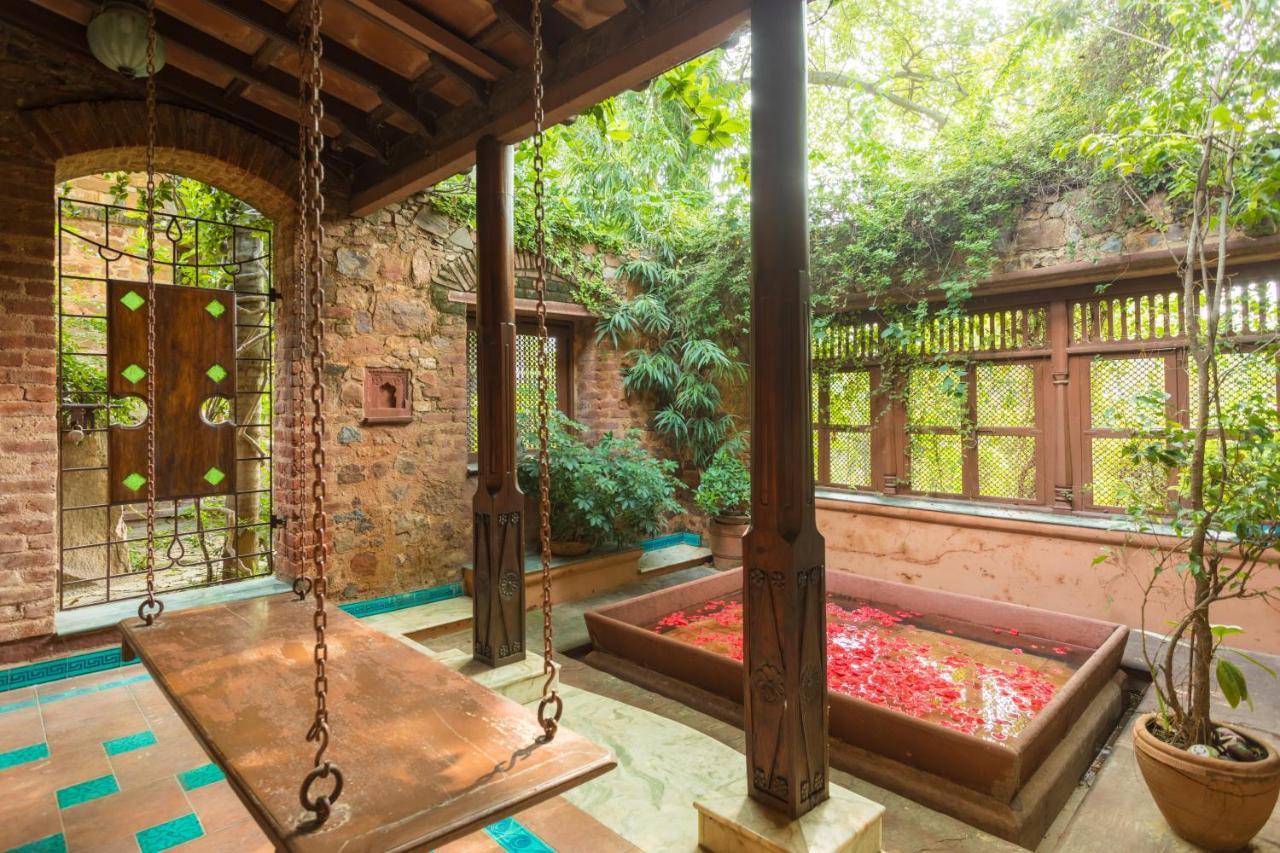 Hostie Chinar Haveli - Heritage Home With Pool, Gurgaon Exterior foto