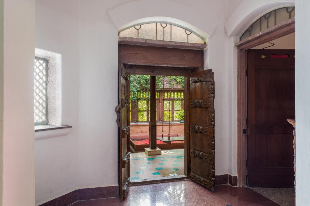 Hostie Chinar Haveli - Heritage Home With Pool, Gurgaon Exterior foto